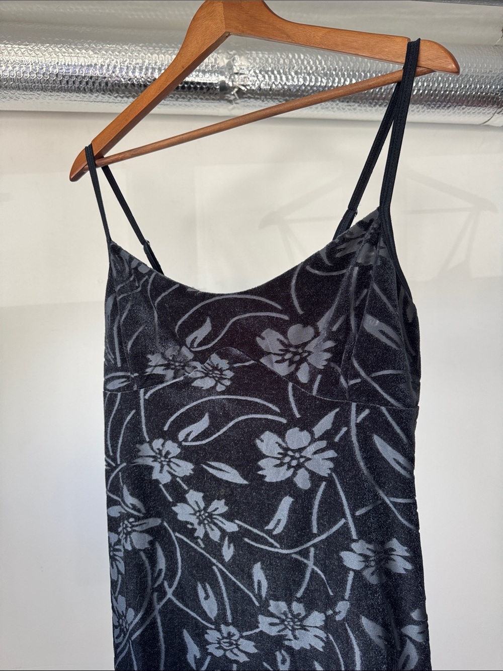Jessica Black Floral Velvet Dress